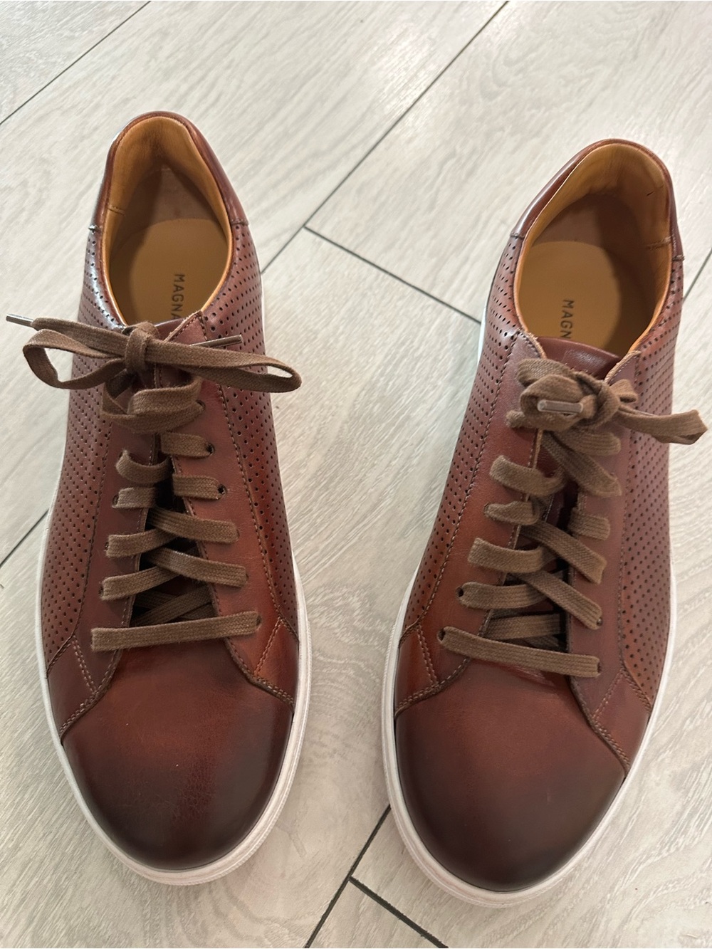 Magnanni Chestnut Brown Perforated Leather Lace-Up Sneakers